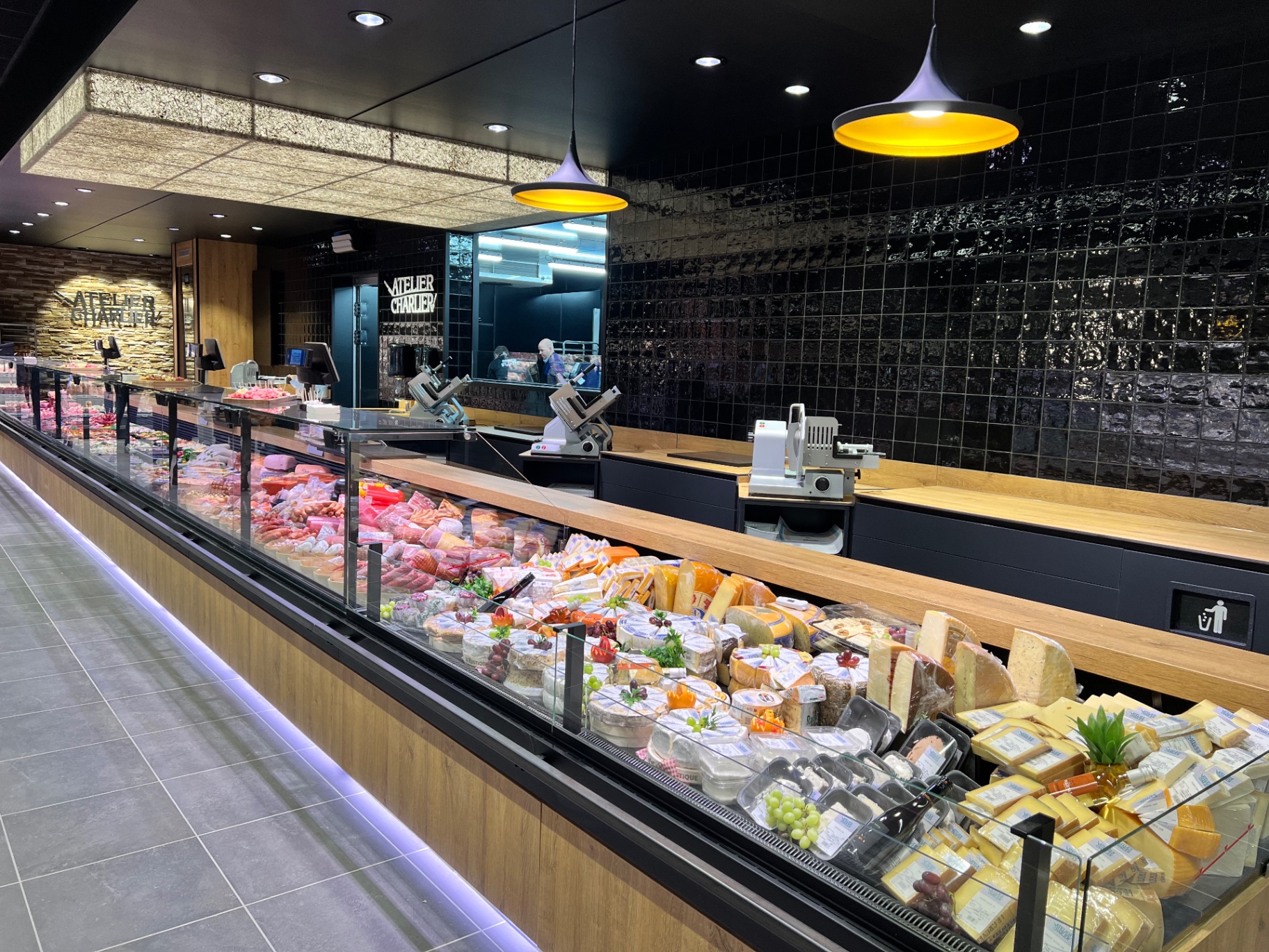 Comptoir charcuterie et fromages